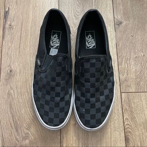 VANS BLACK CHECKERED SLIP ONS SIZE 9